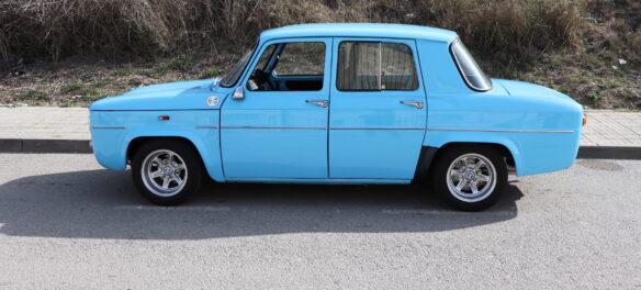 Renault 8 Gr2